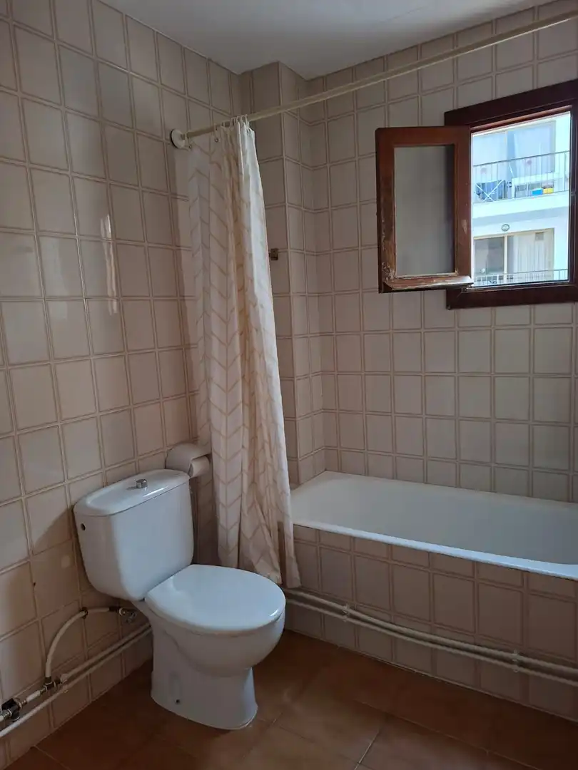 Badezimmer von Wohnung zur Miete in Felanitx