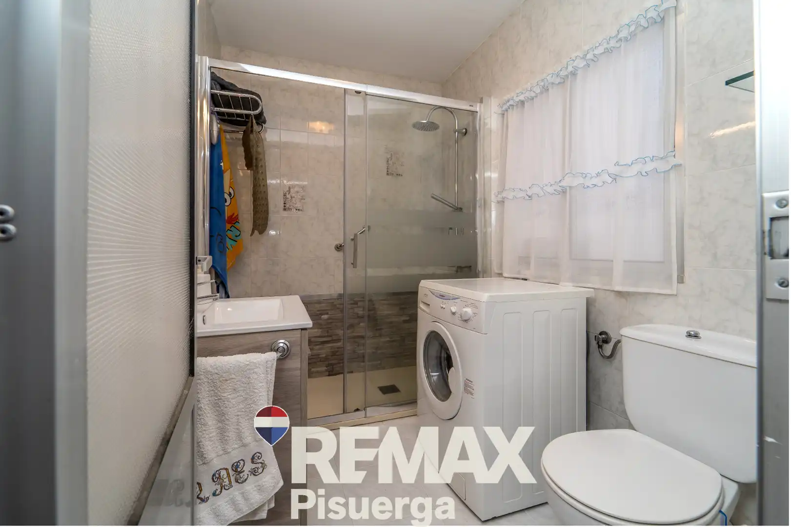 Bathroom of Houses for sale in Valoria la Buena  with Heating and Terrace