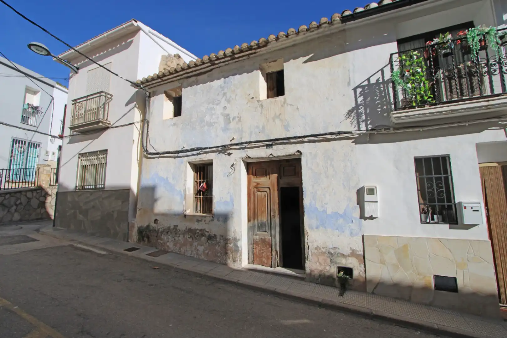 Außenansicht von Country house zum Verkauf in Sagra
