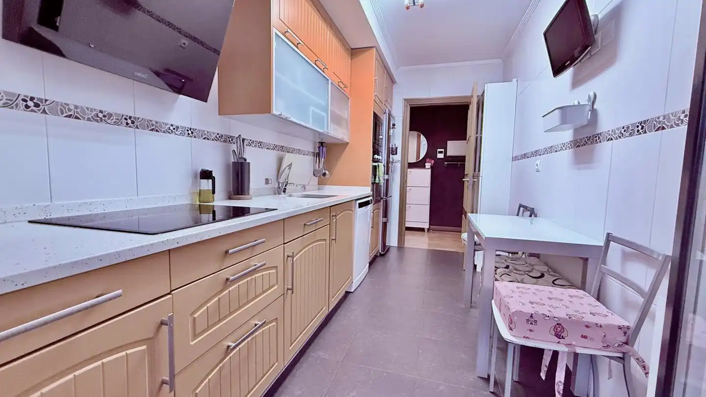 Piso con terraza en venta en Askorra Kalea, imagen 8
