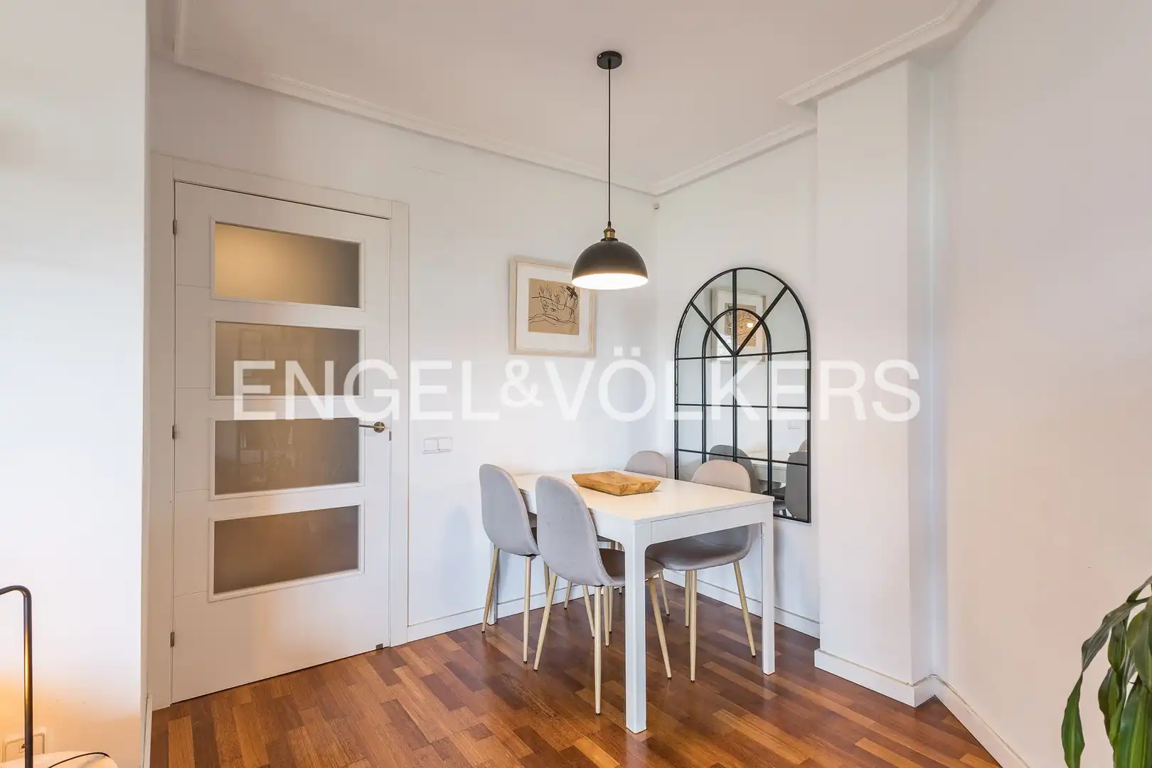 Dining room of Flat for sale in Sant Joan Despí  with Air Conditioner, Heating and Parquet flooring