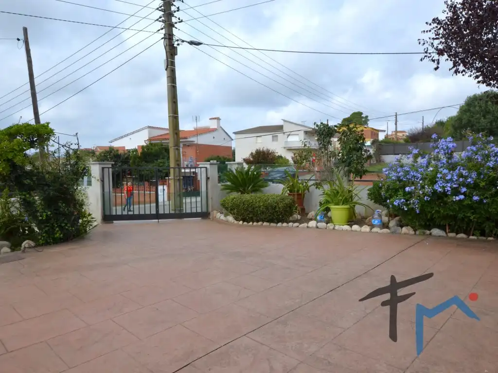 Vista exterior de Casa o chalet en venta en Sant Llorenç d'Hortons