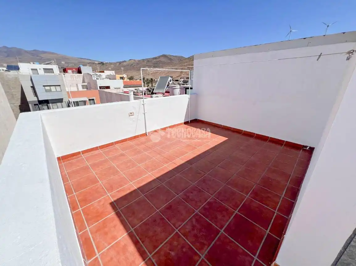 Casa aparellada en venda a Cruce de Arinaga, imagen 24