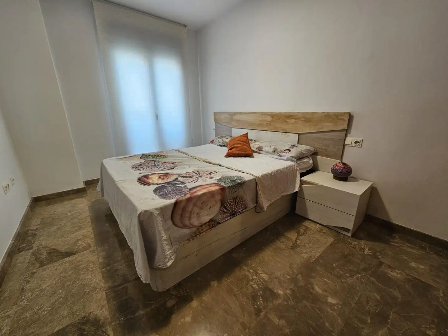 Dormitori de Pis en venda en Valencia amb Jardí privat, Parquet i Moblat