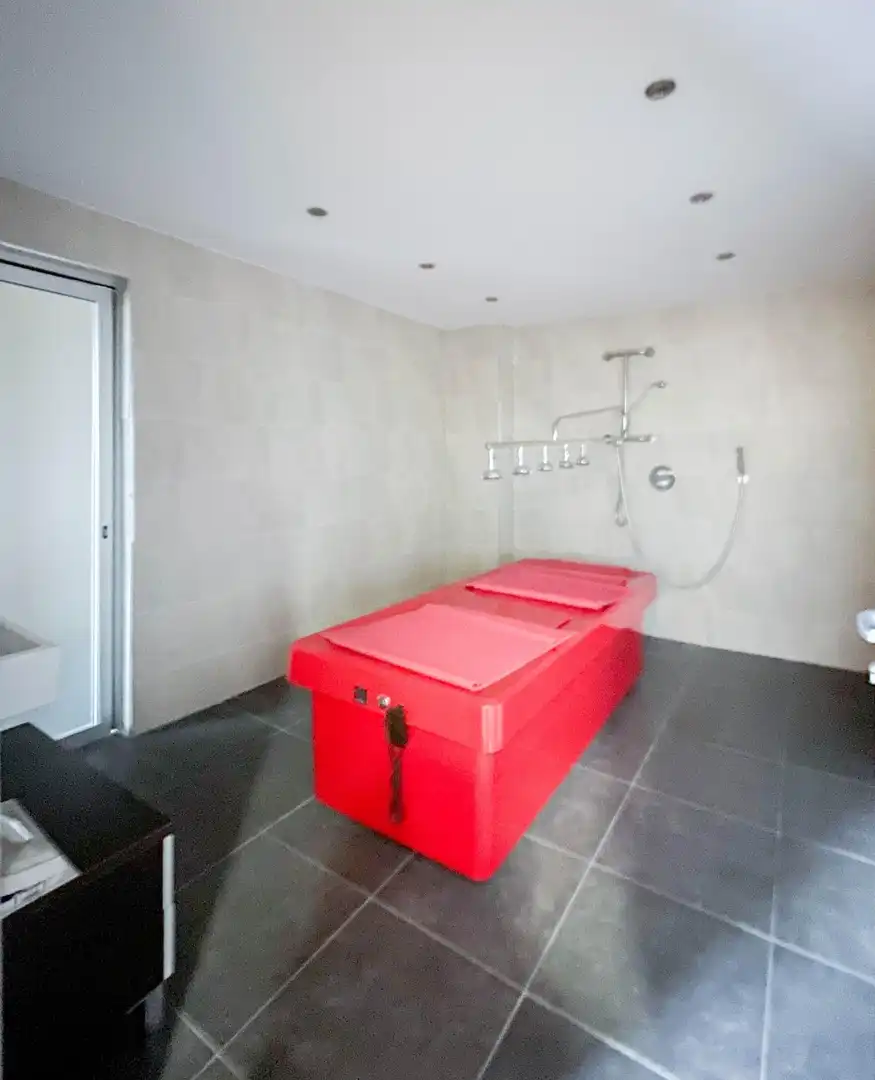 Baño de Local de alquiler en Oliva con Aire acondicionado y Amueblado