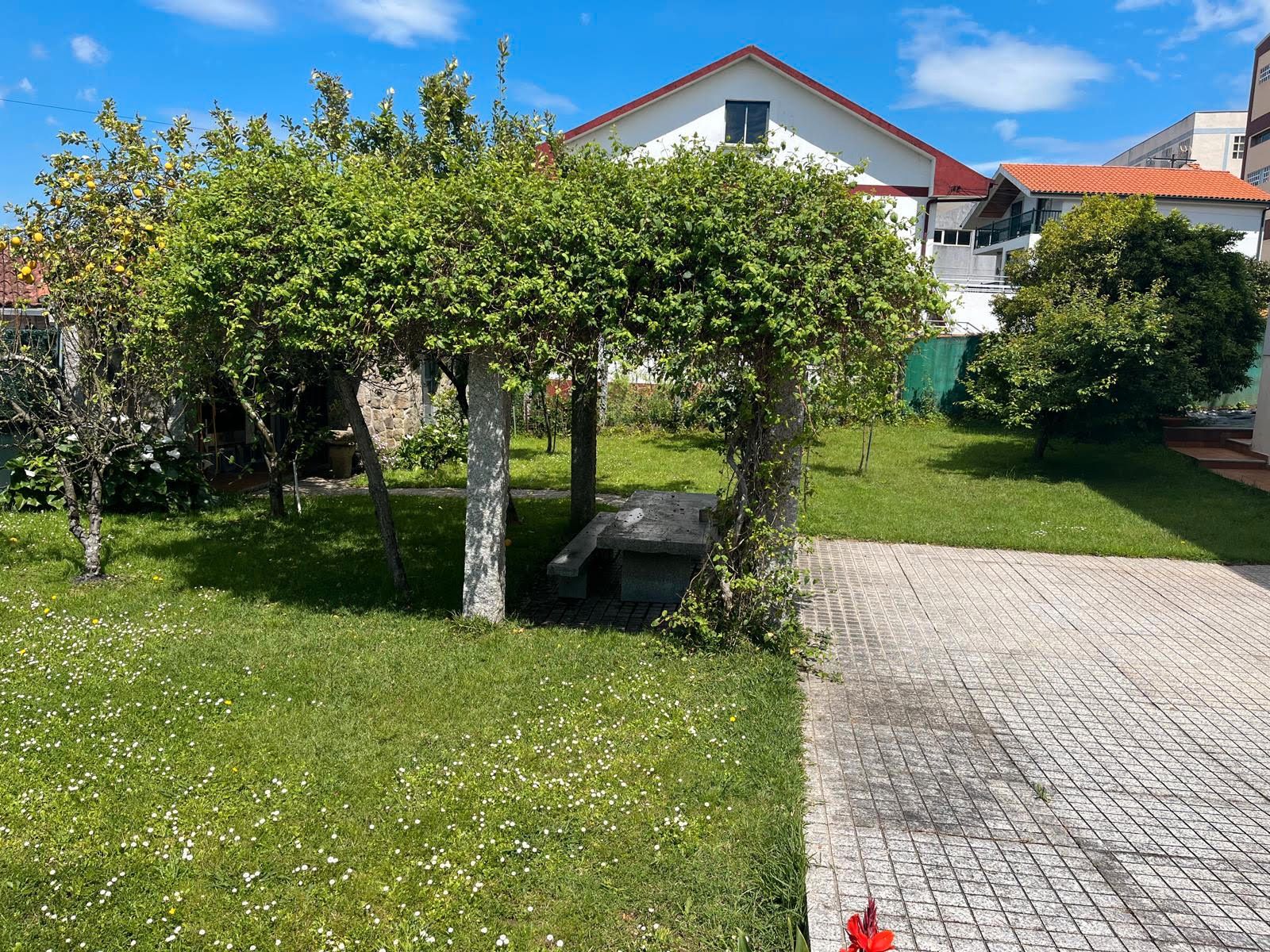 Garden of House or chalet for sale in Vigo   with Heating, Parquet flooring and Storage room