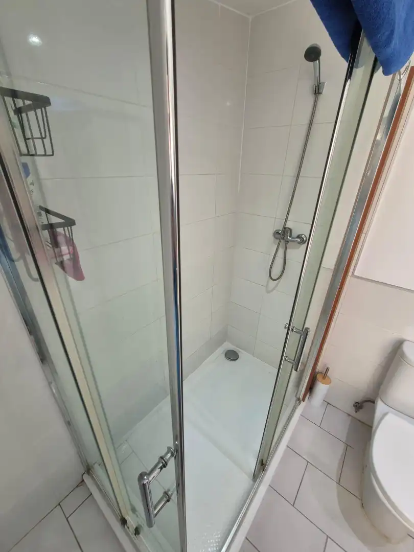 Badezimmer von Fabrikhallen zum Verkauf in Granadilla de Abona