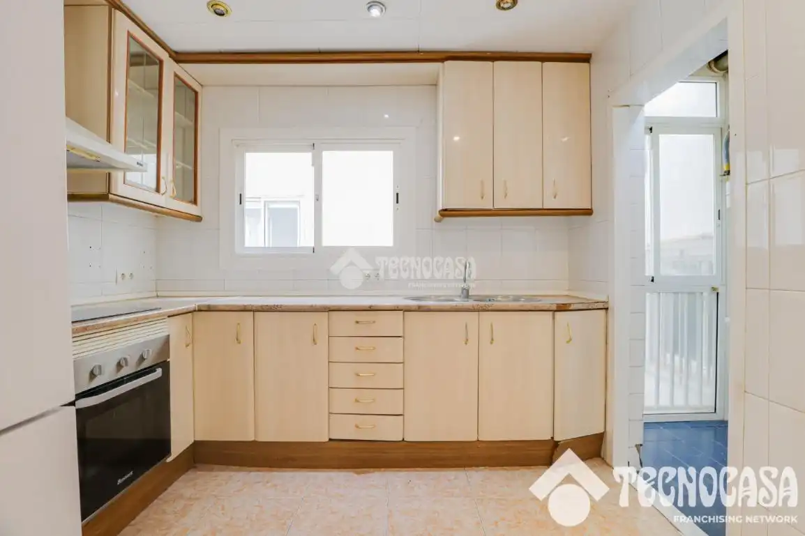 Kitchen of Attic for sale in Barcelona  with Heating and Terrace