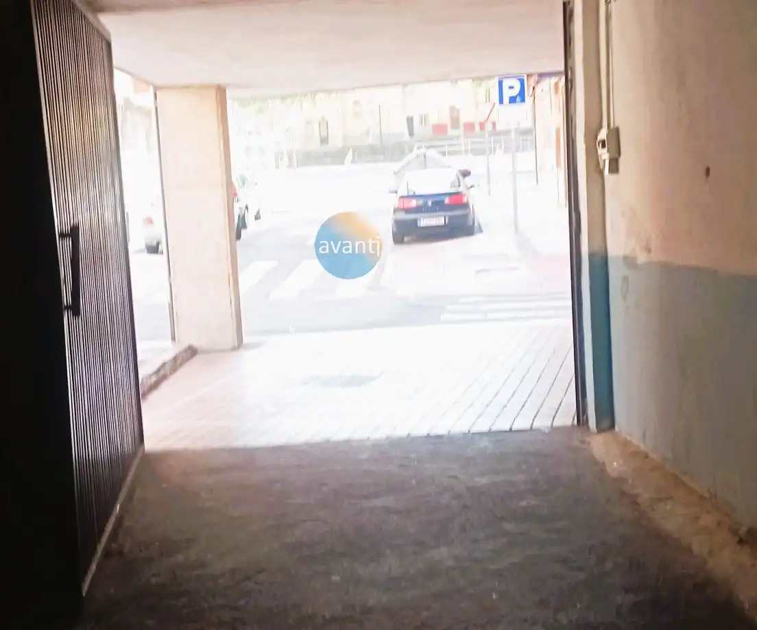 Aparcament de Pis en venda en Salamanca amb Calefacció, Terrassa i Balcó