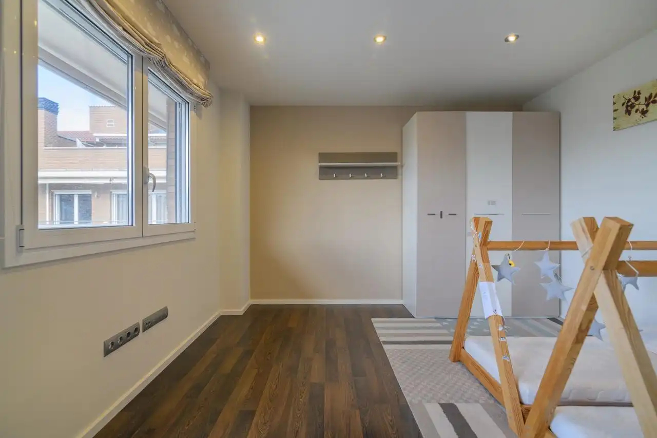 Habitación de Ático en venta en Manresa con Aire acondicionado, Calefacción y Parquet