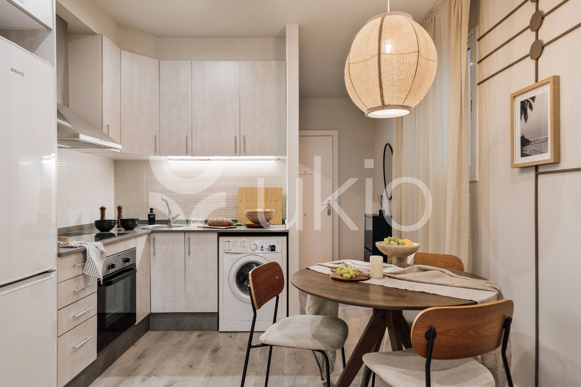 Kitchen of Apartment to rent in  Barcelona Capital  with Air Conditioner, Heating and Furnished