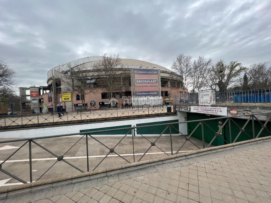 Vista exterior de Garatge en venda en Leganés