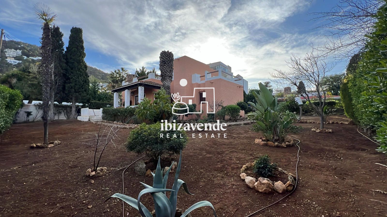 House or chalet to rent in Santa Eulària