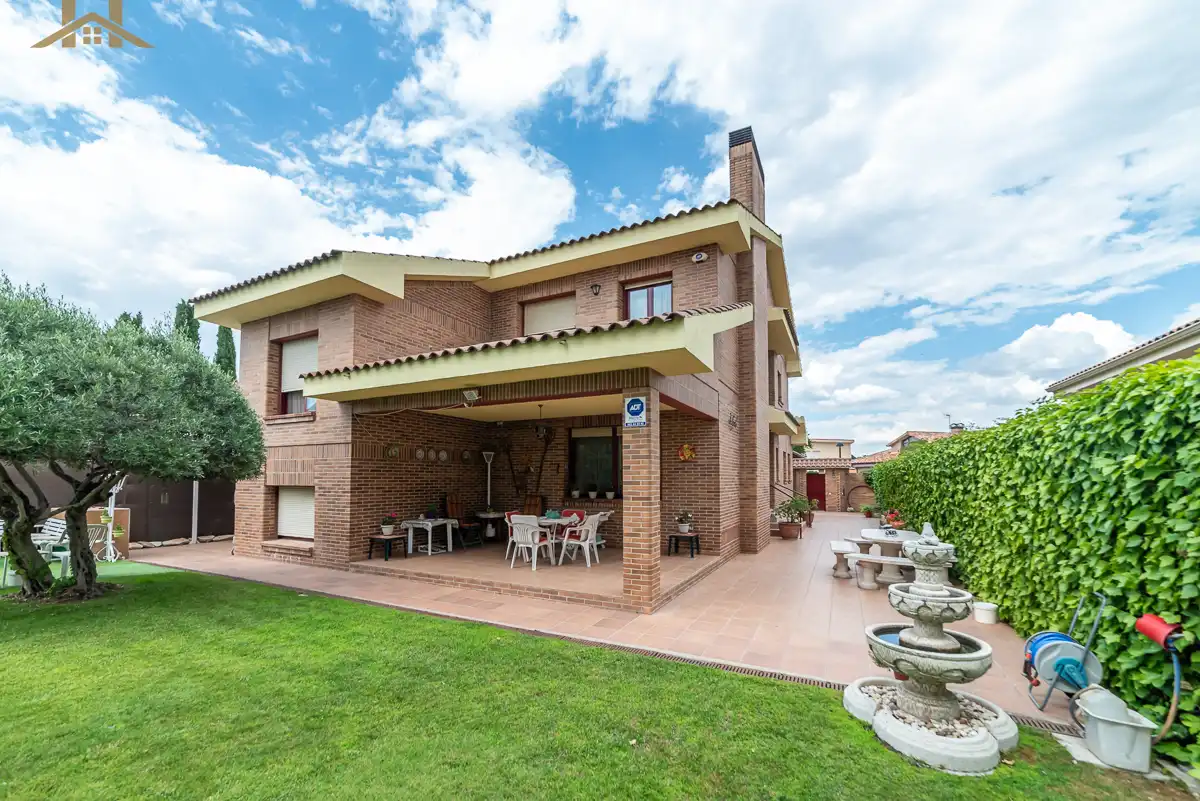 Jardín de Casa o chalet en venta en Cubas de la Sagra con Calefacción, Jardín privado y Piscina
