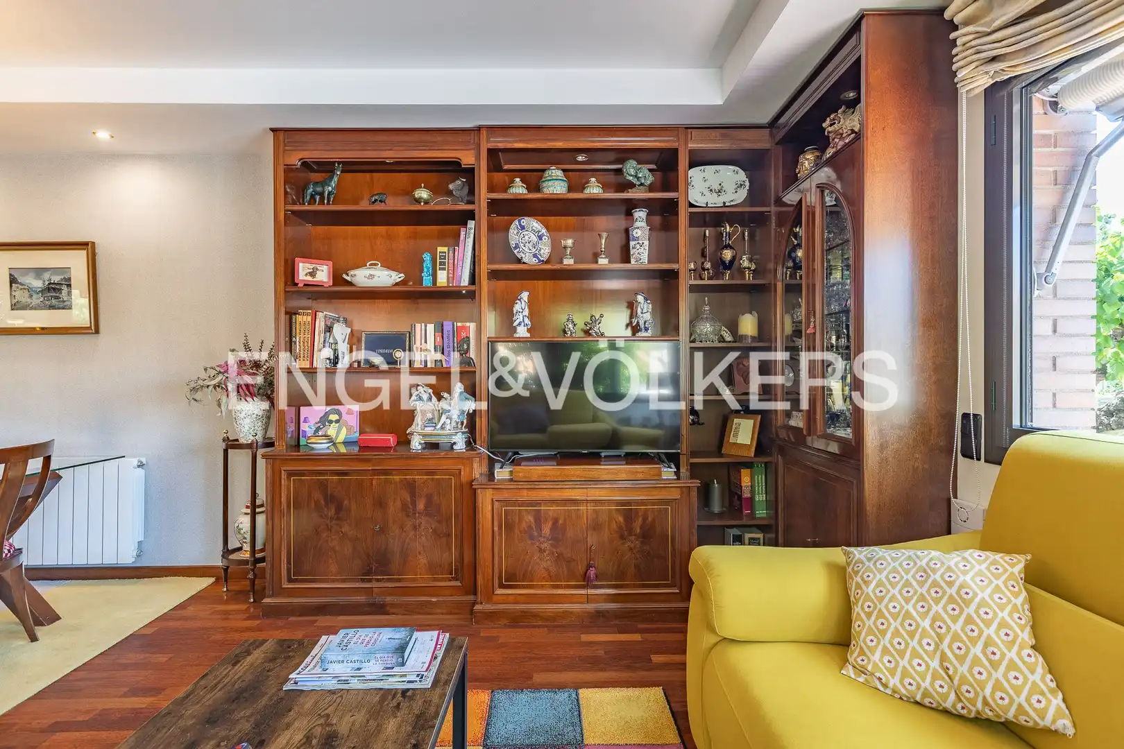 Living room of Detached homes for sale in Sant Quirze del Vallès  with Air Conditioner, Heating and Terrace