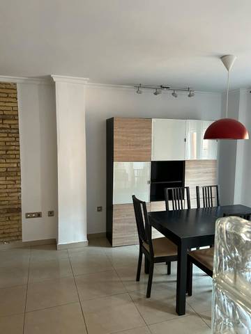 Piso en Alquiler en N/A en Nou Moles