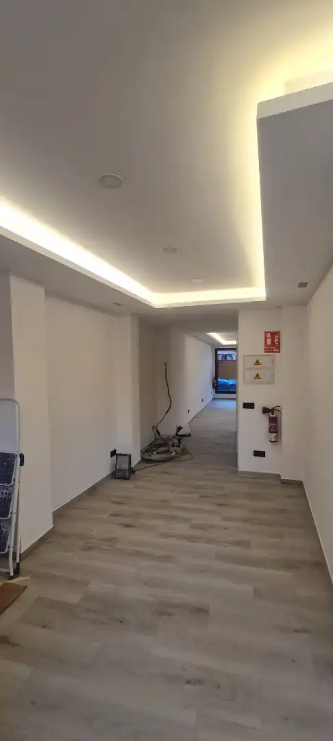 Local comercial en alquiler en Calle Isaac Peral, imagen 2
