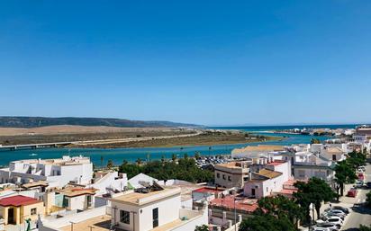 Vista exterior de Pis en venda en Barbate amb Terrassa i Balcó