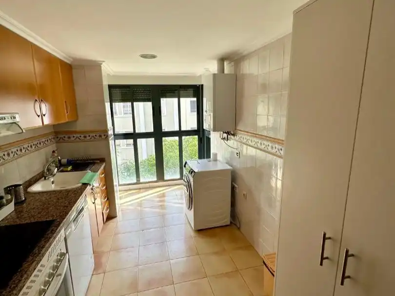 Kitchen of Flat for rent in  Valencia Capital  with Air Conditioner