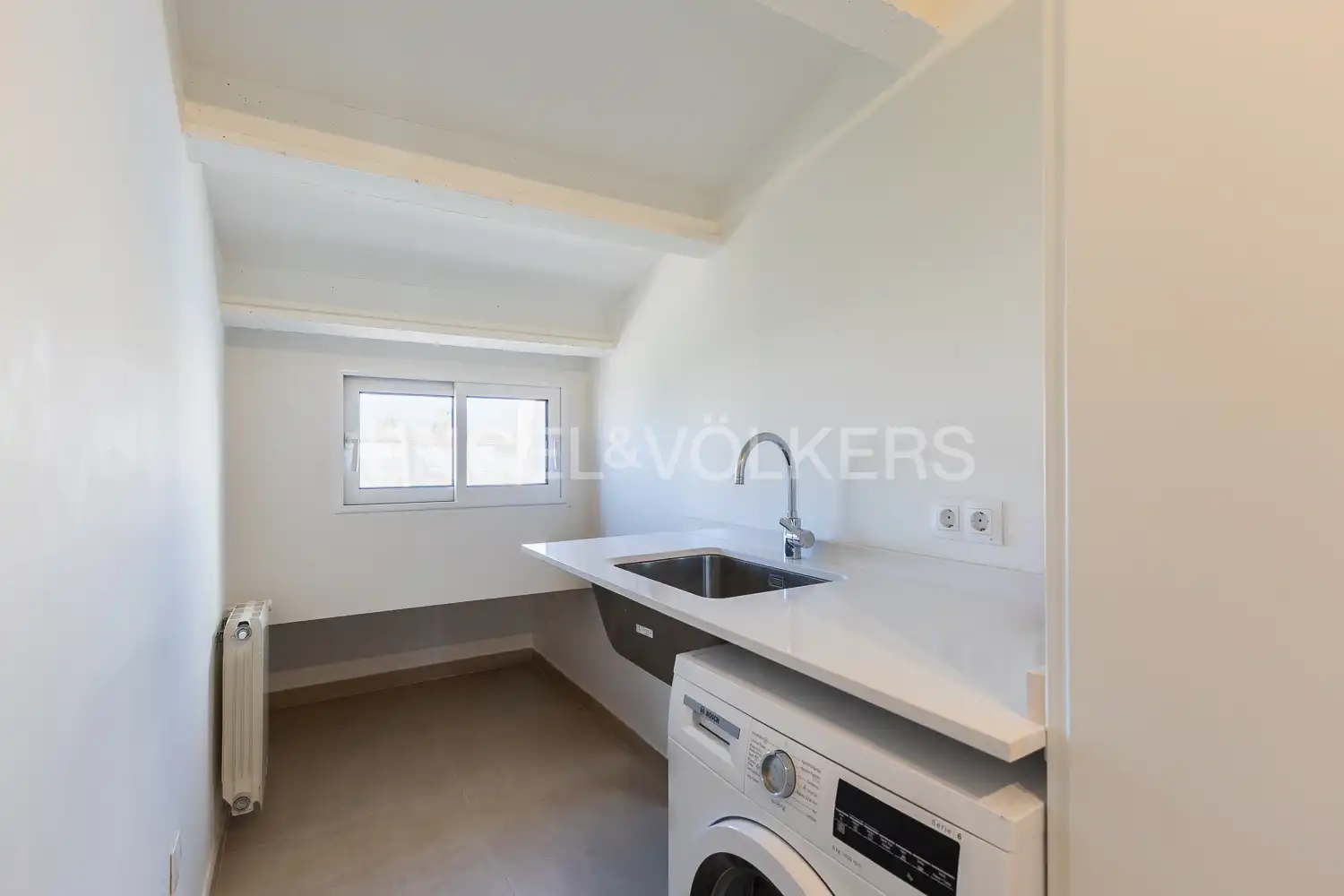 Kitchen of Houses for rent in Valencia  with Heating, Private garden and Terrace