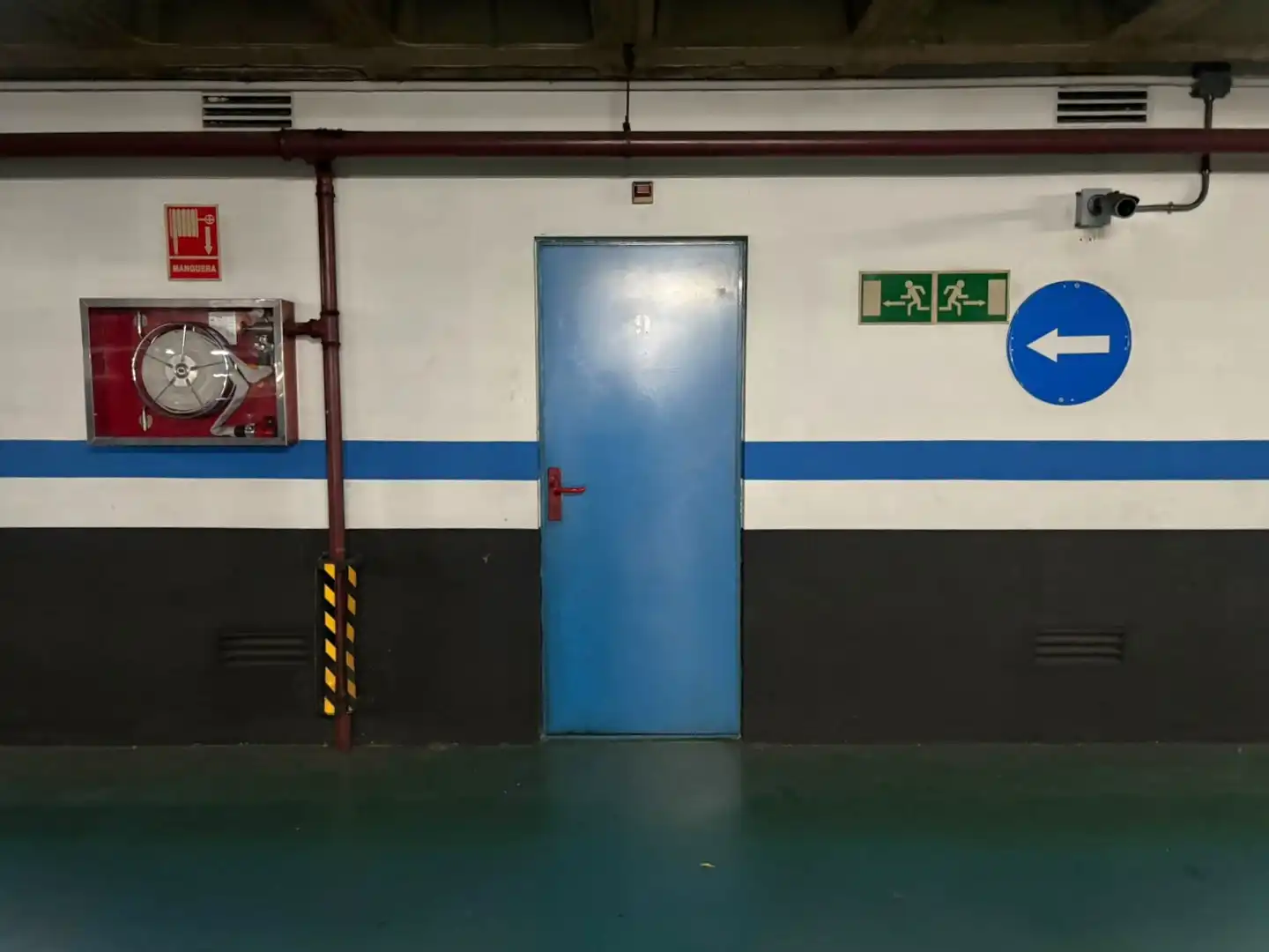 Storage room for sale in Esplugues de Llobregat, Barcelona