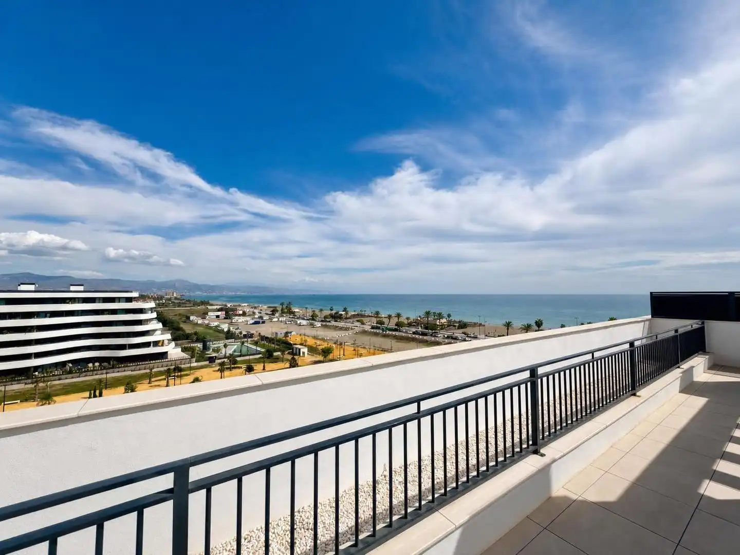 Apartament amb piscina en venda a Avenida Avenida Mar de Alborán 15, imagen 27