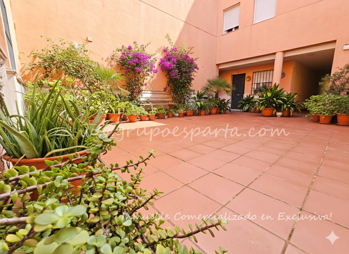 Terraza de Casa adosada en venta en Sanlúcar la Mayor con Terraza y Horno
