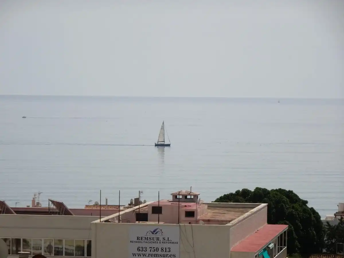 Außenansicht von Wohnungen zum Verkauf in Torremolinos mit Klimaanlage, Heizung und Terrasse