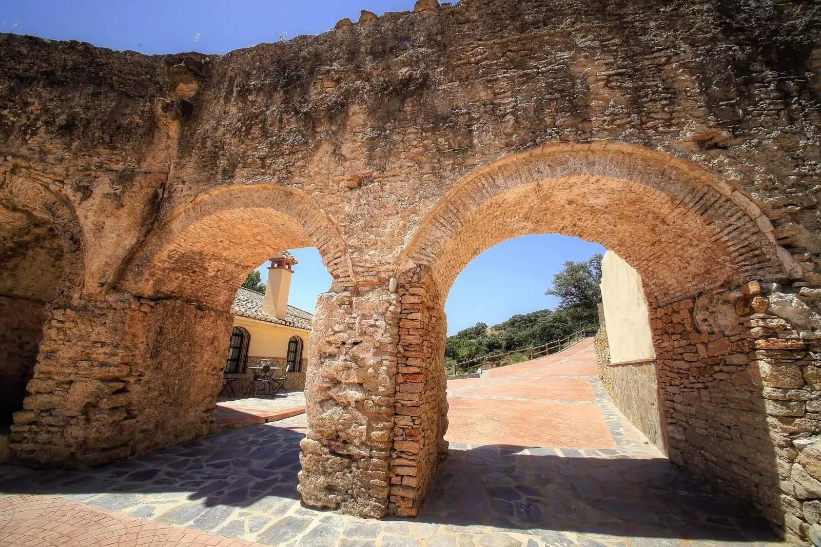 Finca rústica en venta en Setenil de las Bodegas