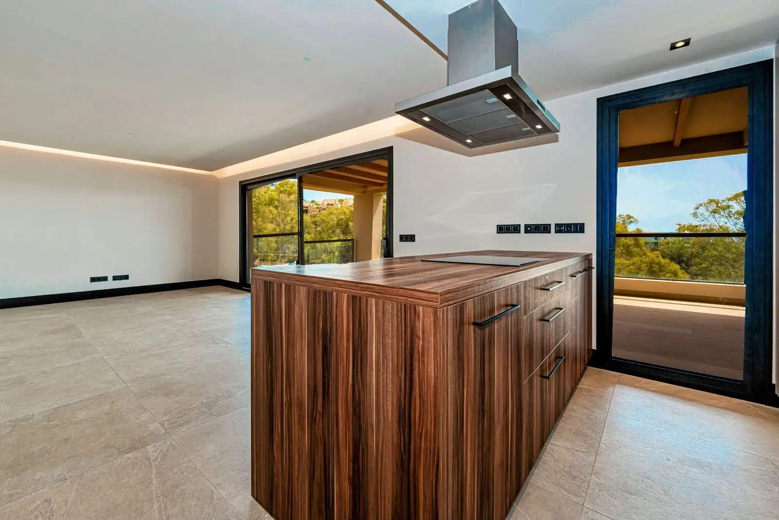 Apartament amb piscina en venda a Urbanizacion N Andalucia J 9