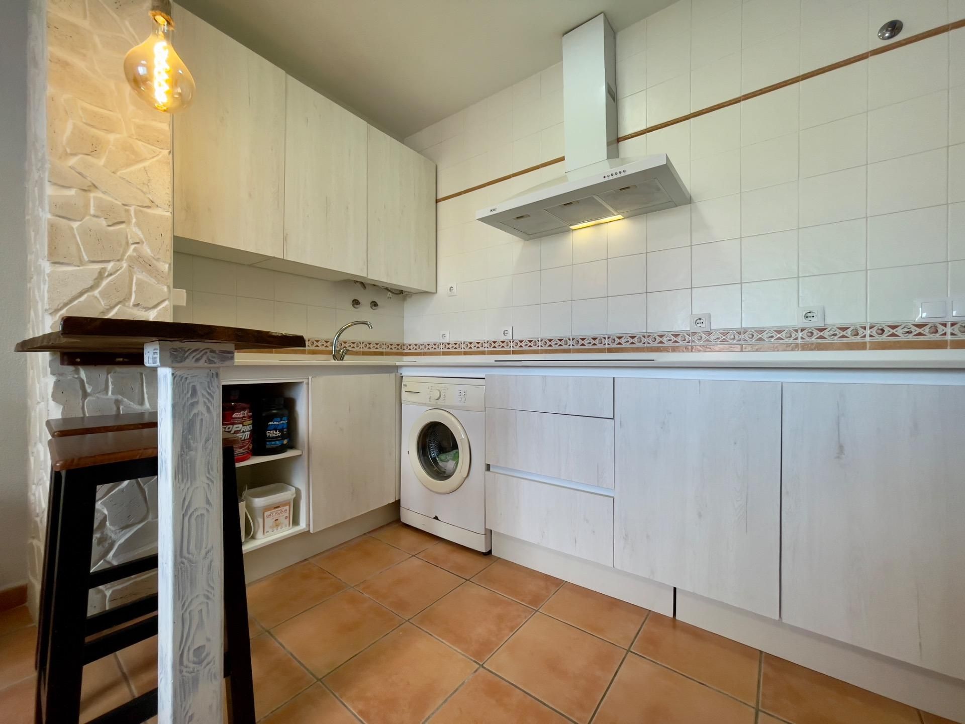 Cuina de Pis en venda en Chiclana de la Frontera amb Aire condicionat i Balcó