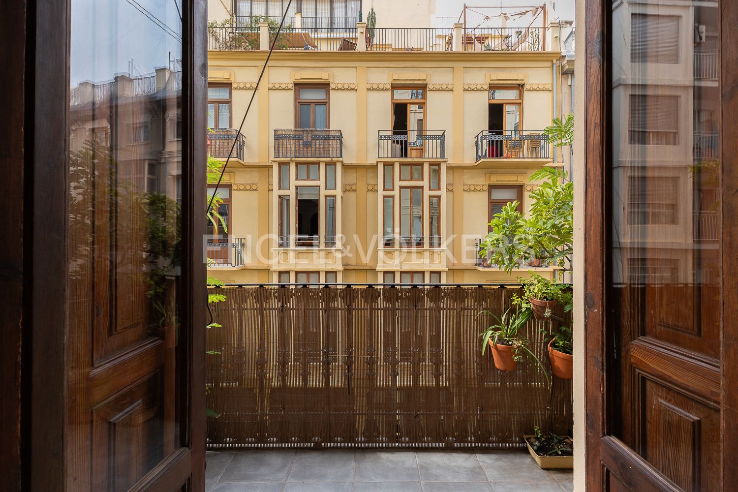 Vista exterior de Apartamento en venta en  Valencia Capital con Aire acondicionado y Calefacción