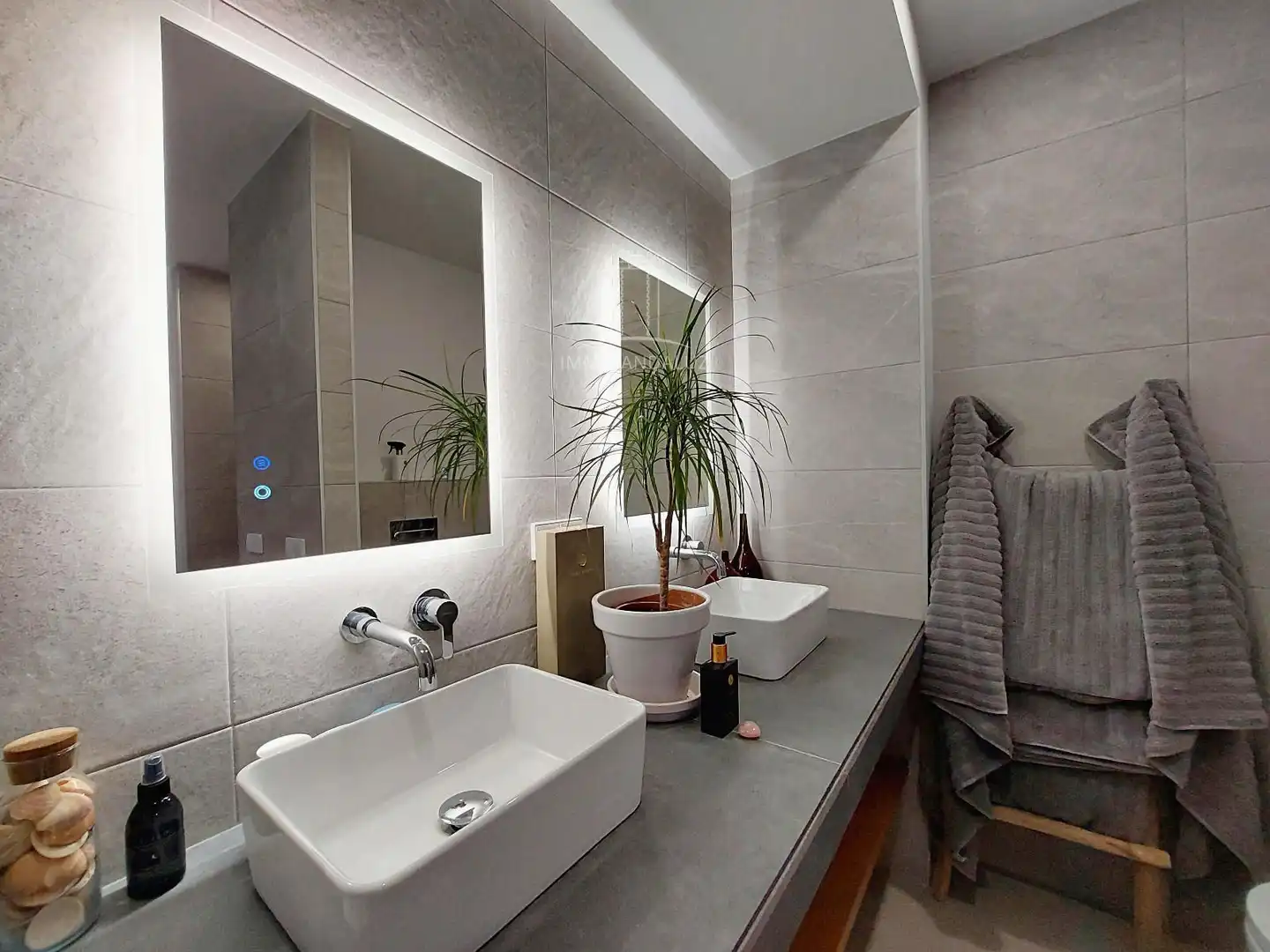 Badezimmer von Haus zum Verkauf in Chiclana de la Frontera mit Klimaanlage, Heizung und Schwimmbad