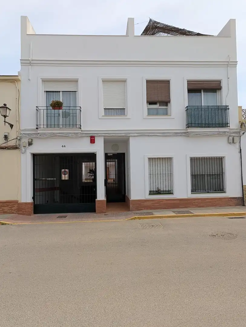 Estudio de alquiler en Sanlúcar la Mayor