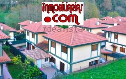Exterior view of House or chalet for sale in Castro-Urdiales  with Terrace