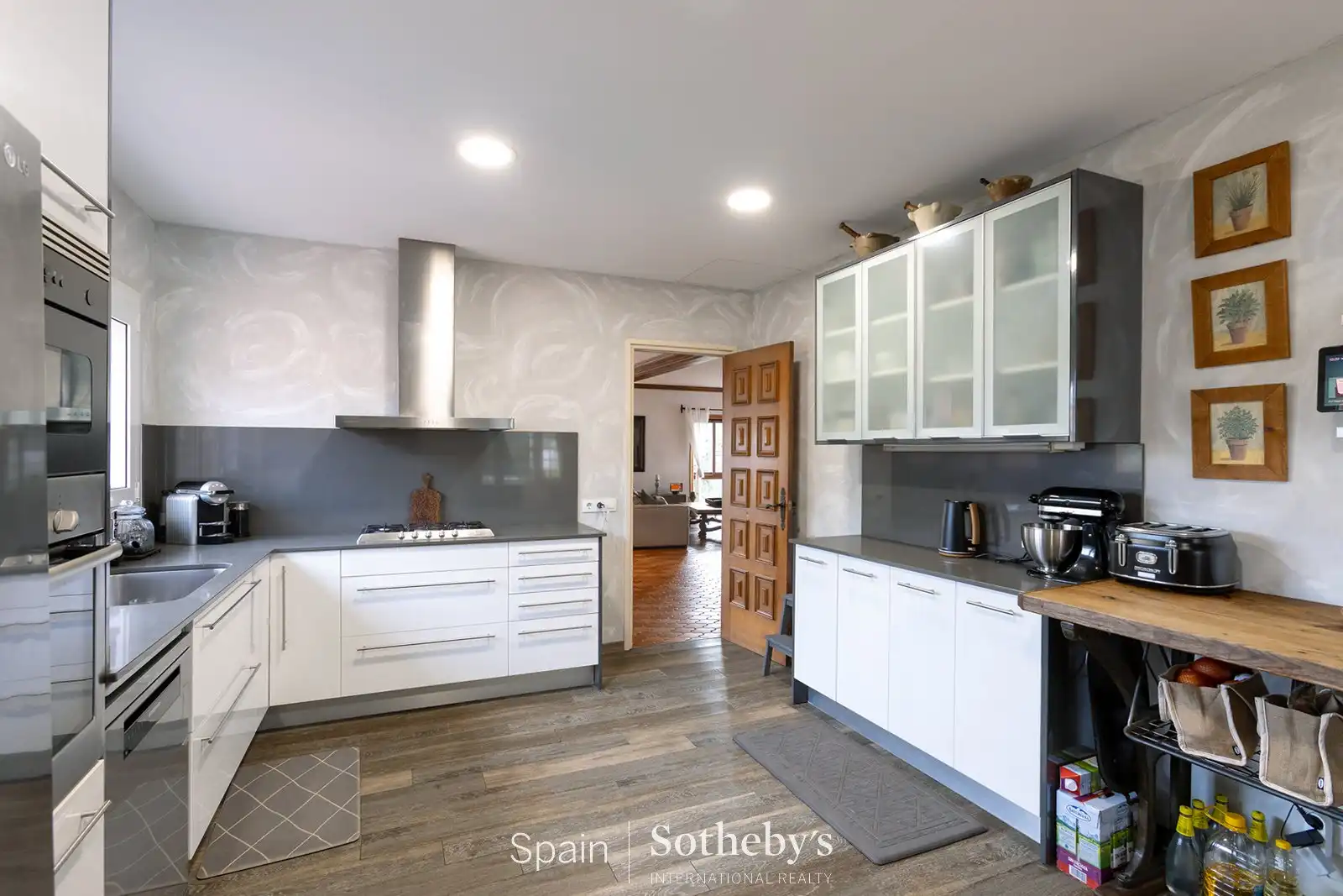 House with pool for sale in Carrer de Joan Colom i Agusti, imagen 9