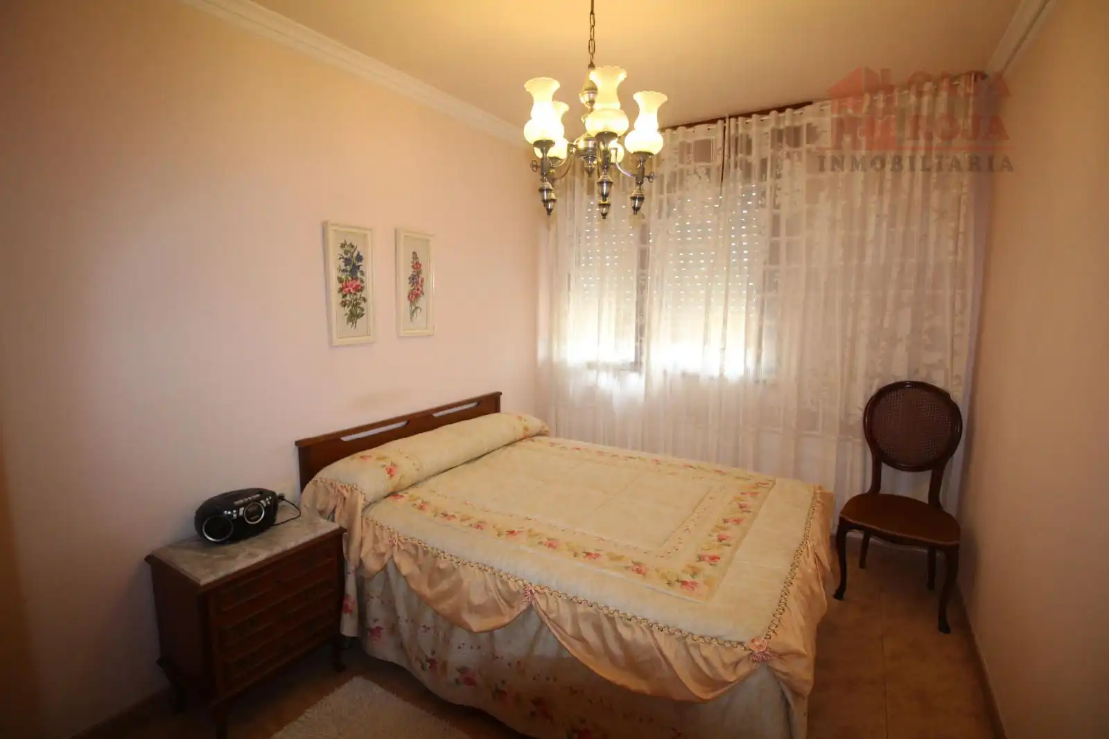 Dormitori de Casa o xalet en venda en Moaña amb Calefacció, Terrassa i Traster