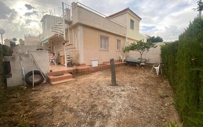 Casa adosada en venda en Torrevieja amb Aire condicionat i Terrassa