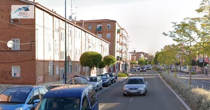 Piso en venta en Avenida SEGOVIA, Delicias