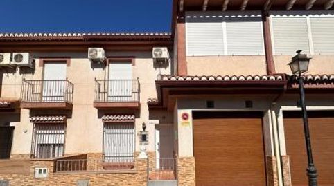 Foto 2 de Casa o chalet en venta en Arrayanes, 49, Fuente Vaqueros, Granada