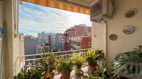 Photo 4 of Flat for sale in El Camp de l'Arpa del Clot, Barcelona