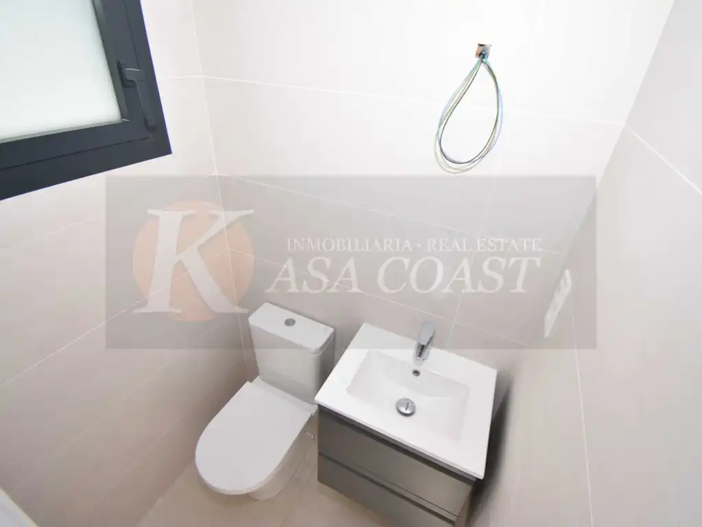 Bathroom of Detached homes for sale in Mijas  with Air Conditioner and Terrace