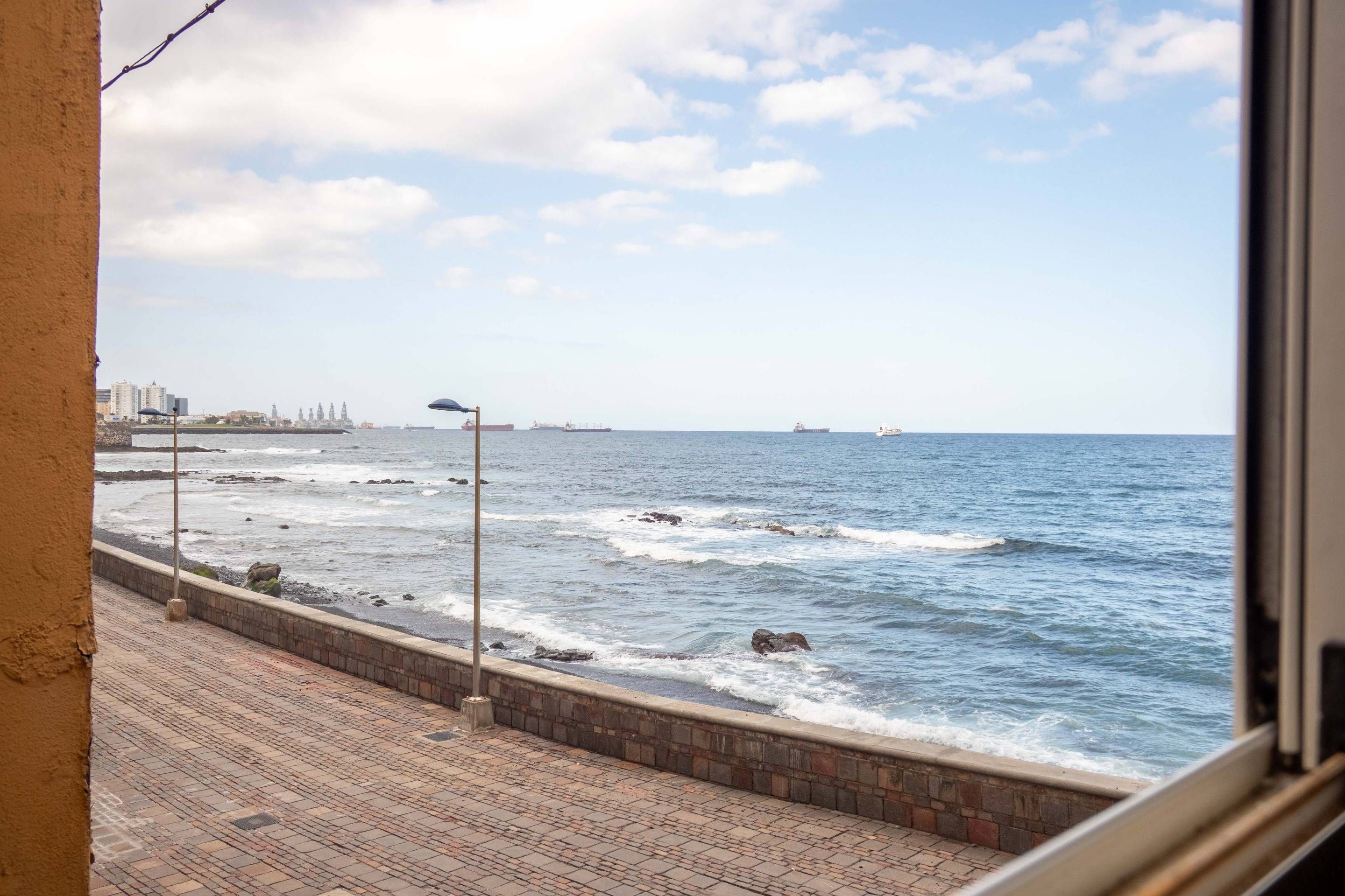 House or chalet for sale in  CL MARINA 55 35016 LAS PALMAS DE GRAN CANARIA (LA, San Cristóbal - Playa de la Laja