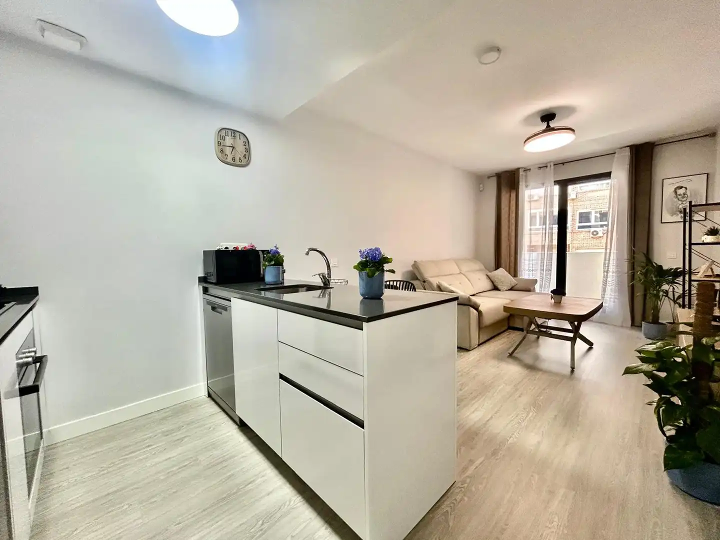 Cocina de Piso en venta en Almería con Aire acondicionado, Calefacción y Parquet