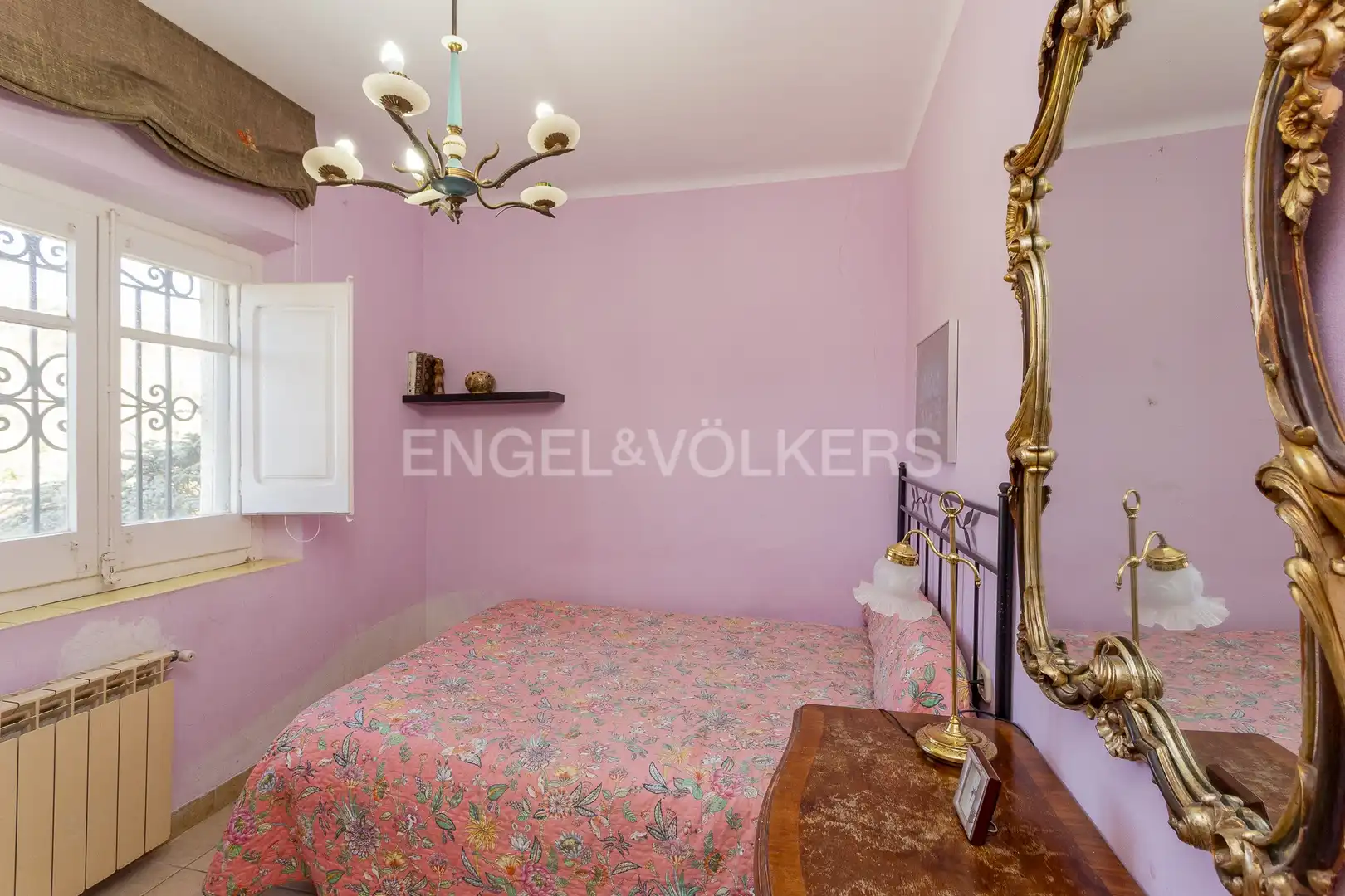 Habitación de Finca rústica en venta en Sant Quintí de Mediona con Calefacción, Jardín privado y Trastero