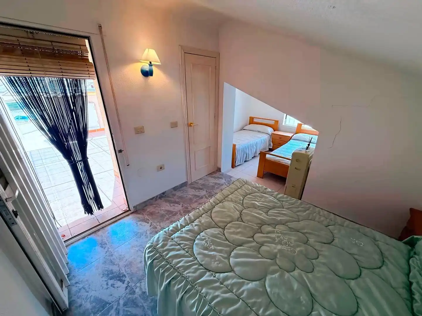 Dormitori de Casa adosada en venda en Los Alcázares amb Jardí privat, Terrassa i Traster