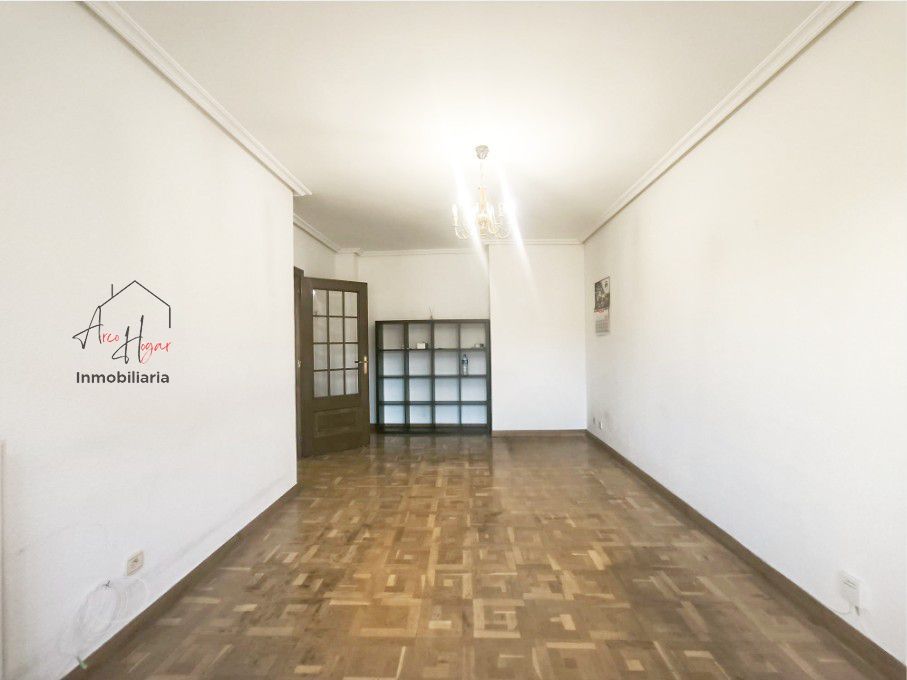 Pis de lloguer en Salamanca Capital amb Calefacció, Parquet i Terrassa