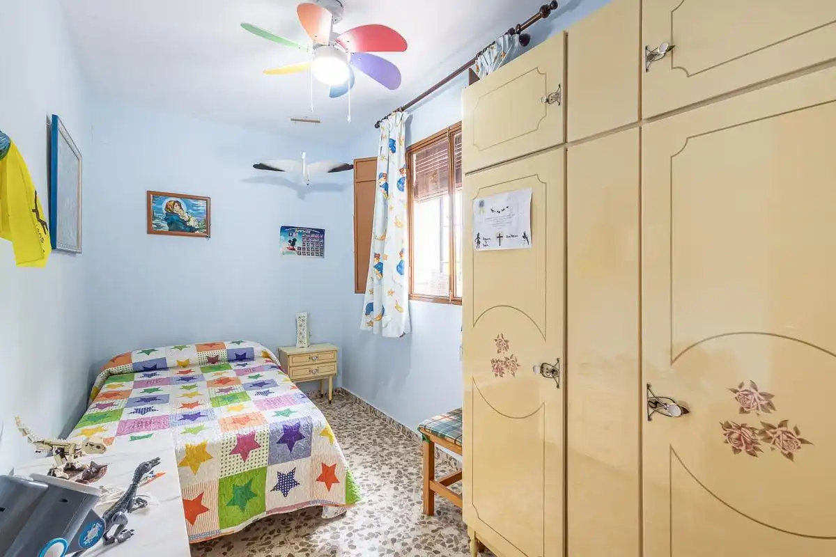 Habitación de Casa o chalet en venta en Las Gabias con Jardín privado, Terraza y Piscina