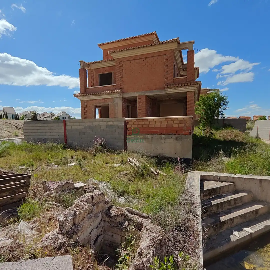 Casa con piscina en venta en Dílar