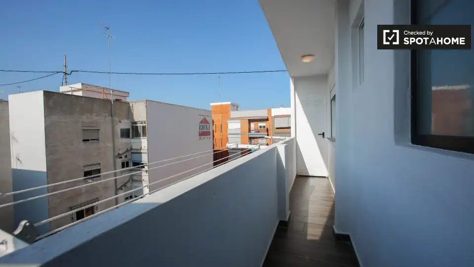 Balcony of Flat for rent in Valencia  with Air Conditioner, Heating and Furnished